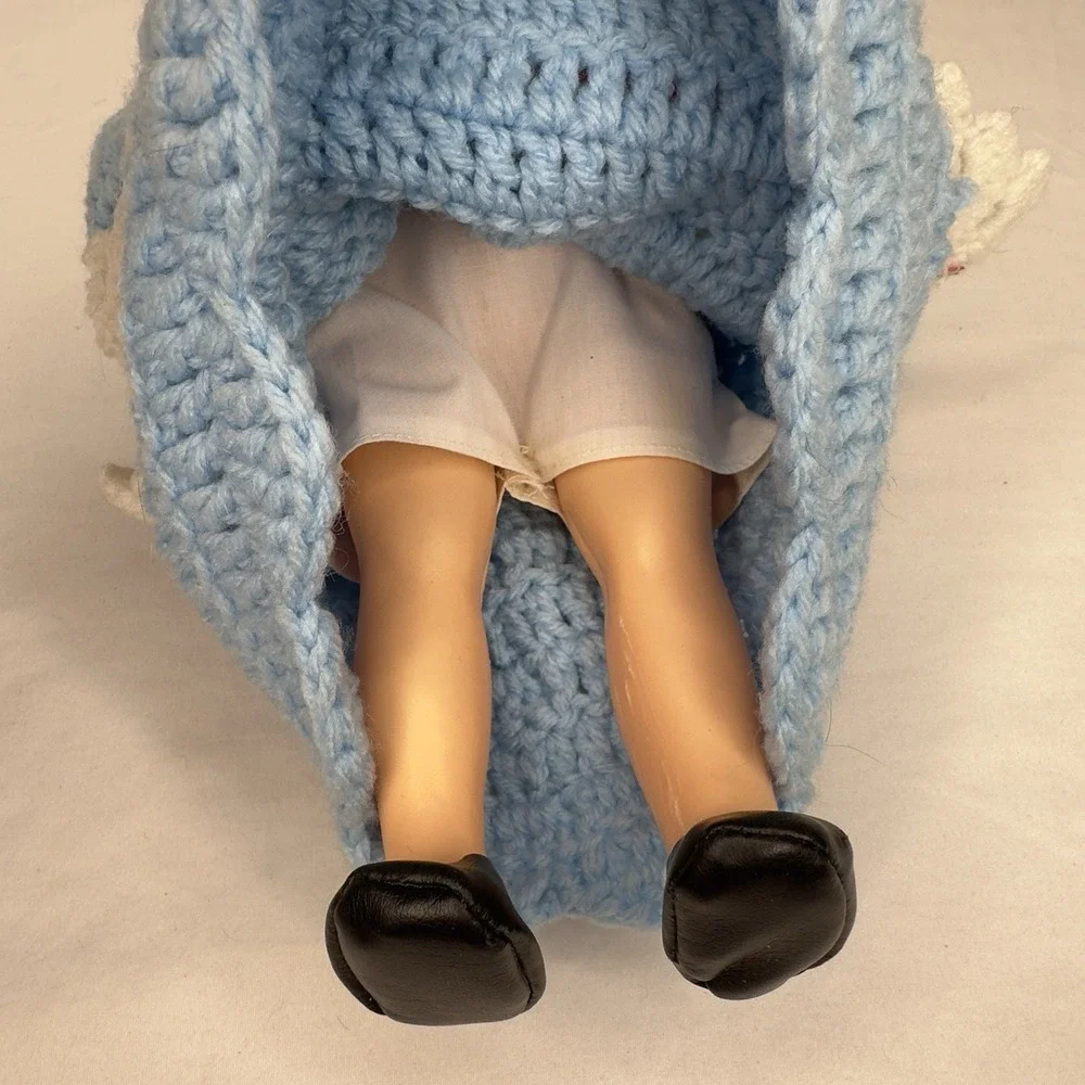 Adorable Grandma Doll Amigurumi Crochet Handmade Character Toy‎